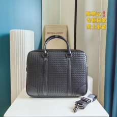 Mens Bottega Veneta Briefcases